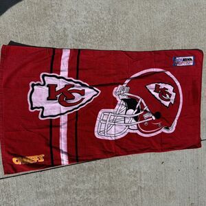 Vintage? Kansas City Chiefs Beach Towel McArthur Brand NFL Helmet Logo MBNA - LN